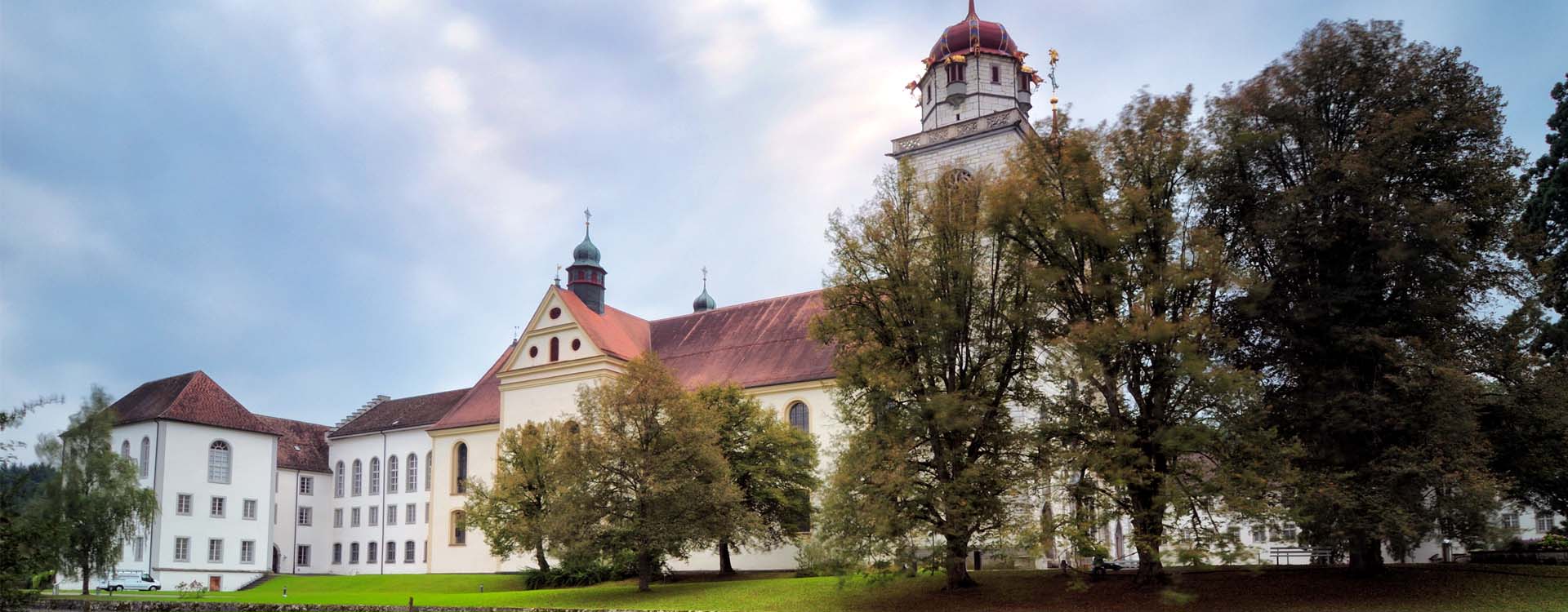 Staatskellerei Zürich Lage und Umgebung